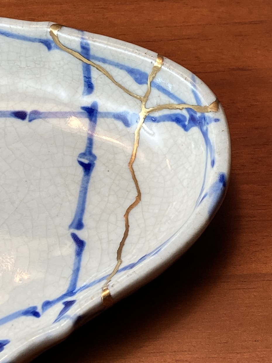金継ぎで壊れた器の欠け・ヒビ・割れのお直しをします 天然の本漆と金粉・銀粉（丸粉）を使った伝統技法による繕いです イメージ10