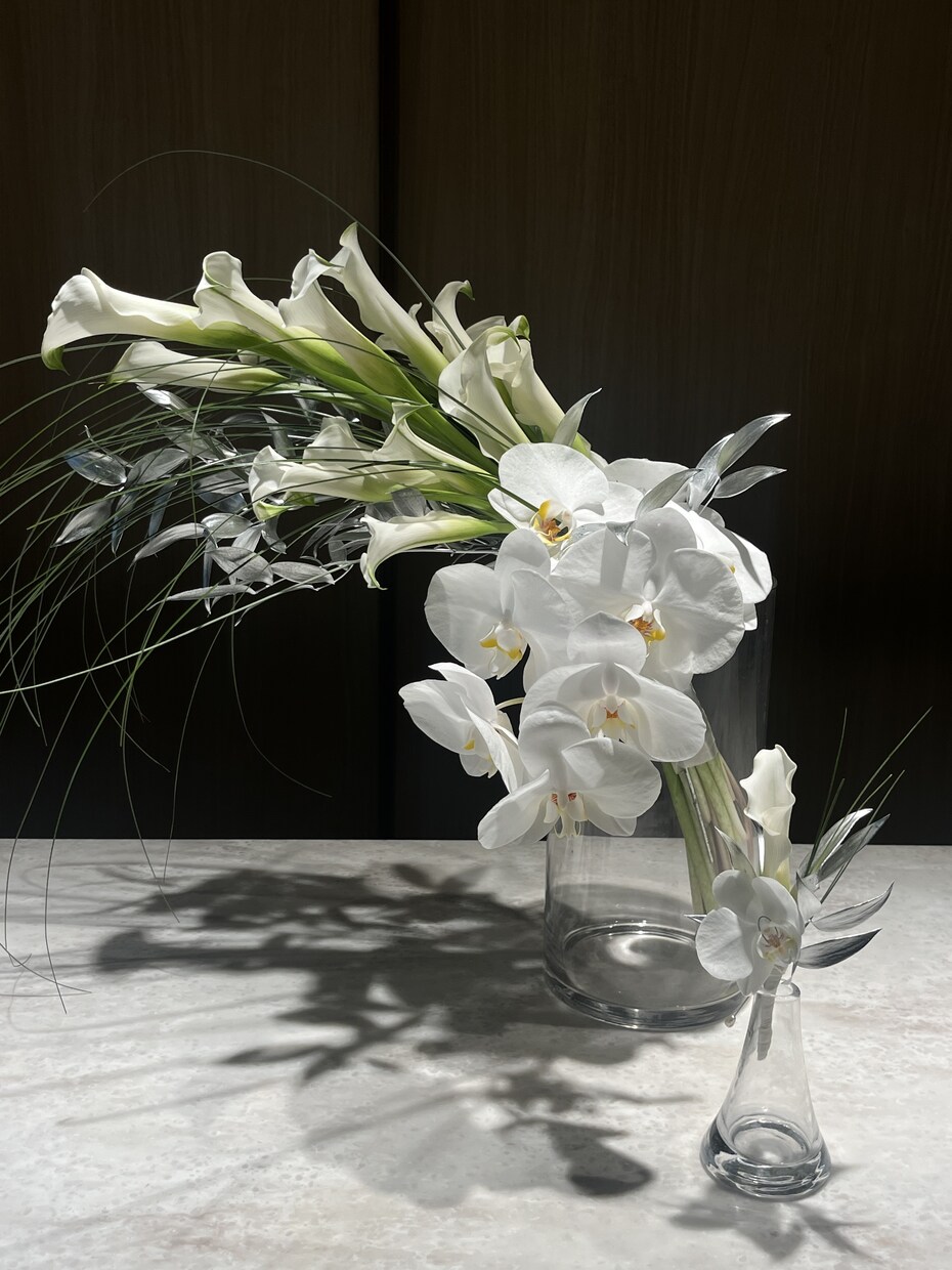 結婚式の装花の悩み、プロがテキストで相談に乗ります 20年のプロ目線で、会場装花の選び方・予算の不安を解決 イメージ9