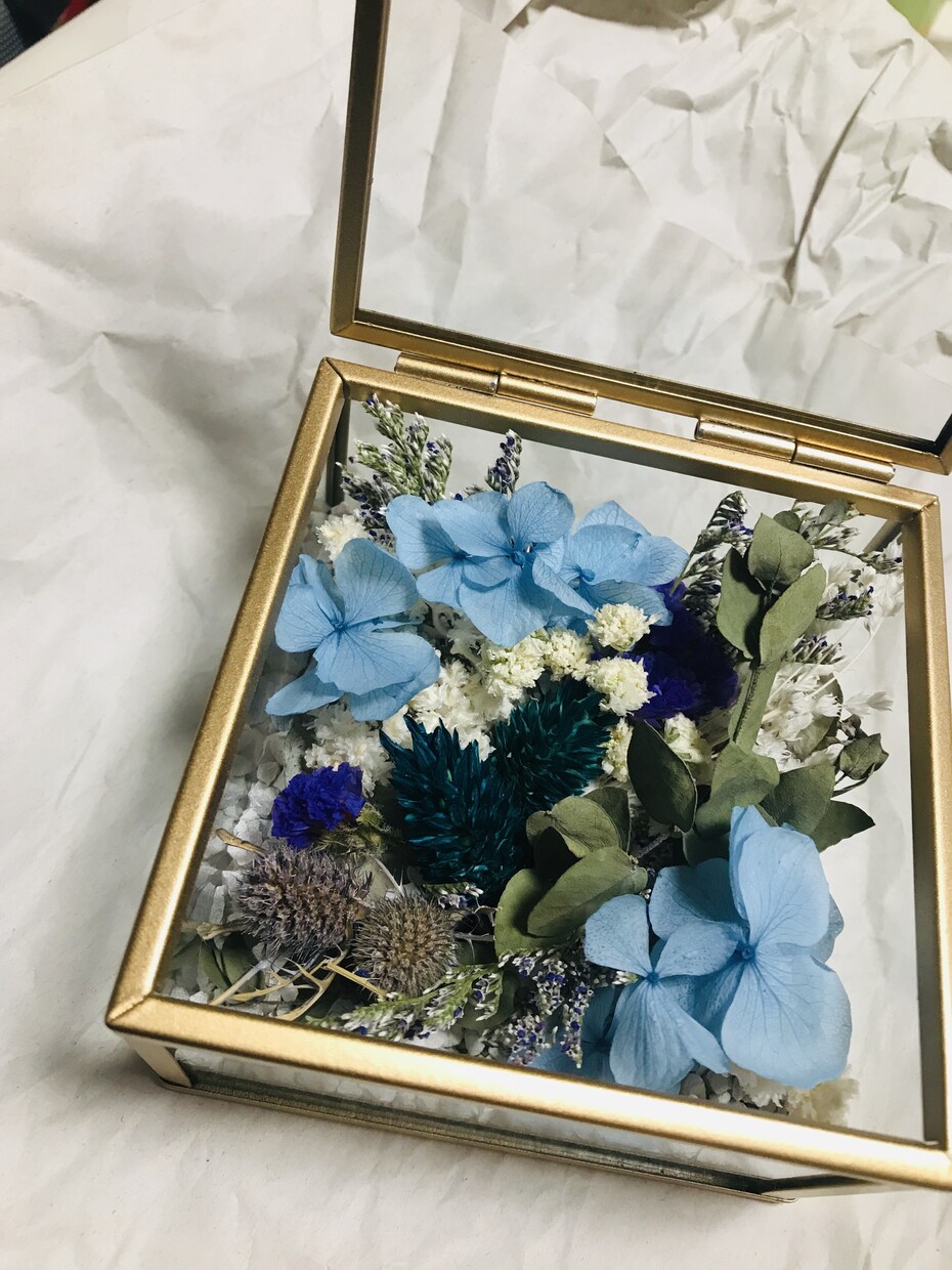 プリザーブドフラワーアレンジメントをお作りします お好みの色味や花材で可愛くお作りいたします‼︎ イメージ3