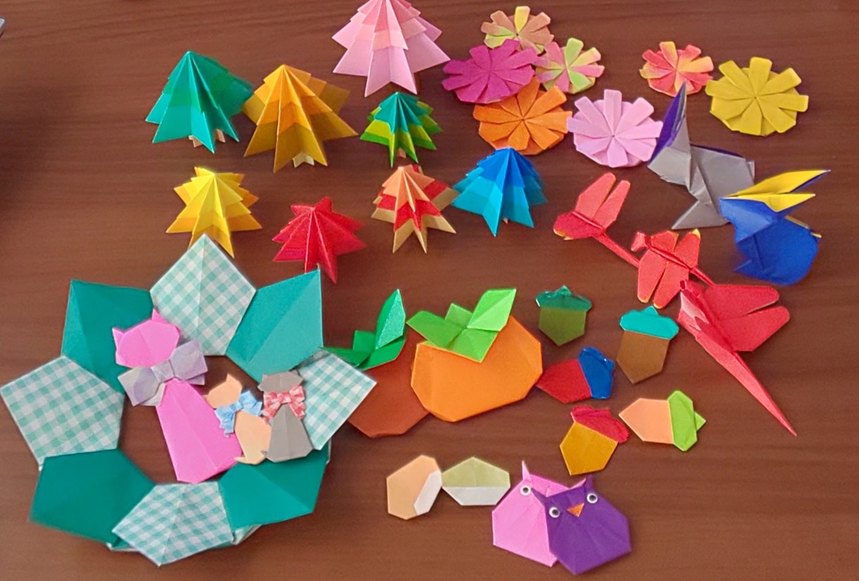 折り紙で季節をイメージした飾りを作ります ☆お部屋や玄関、職場などに楽しく賑やかに飾り付け☆ イメージ1