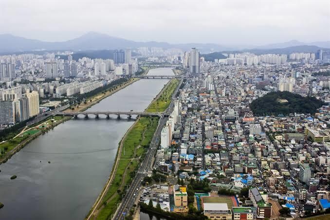 違和感のない日本語⇔韓国語翻訳を提供します 最短即日でバイリンガルによる翻訳をお手伝いします！ イメージ1