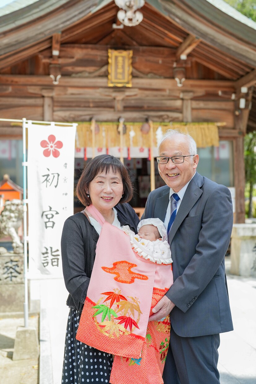 自然光にこだわり柔らかく愛おしすぎる写真を残します 1,000組以上撮影しておりますので安心してお任せください！ イメージ3