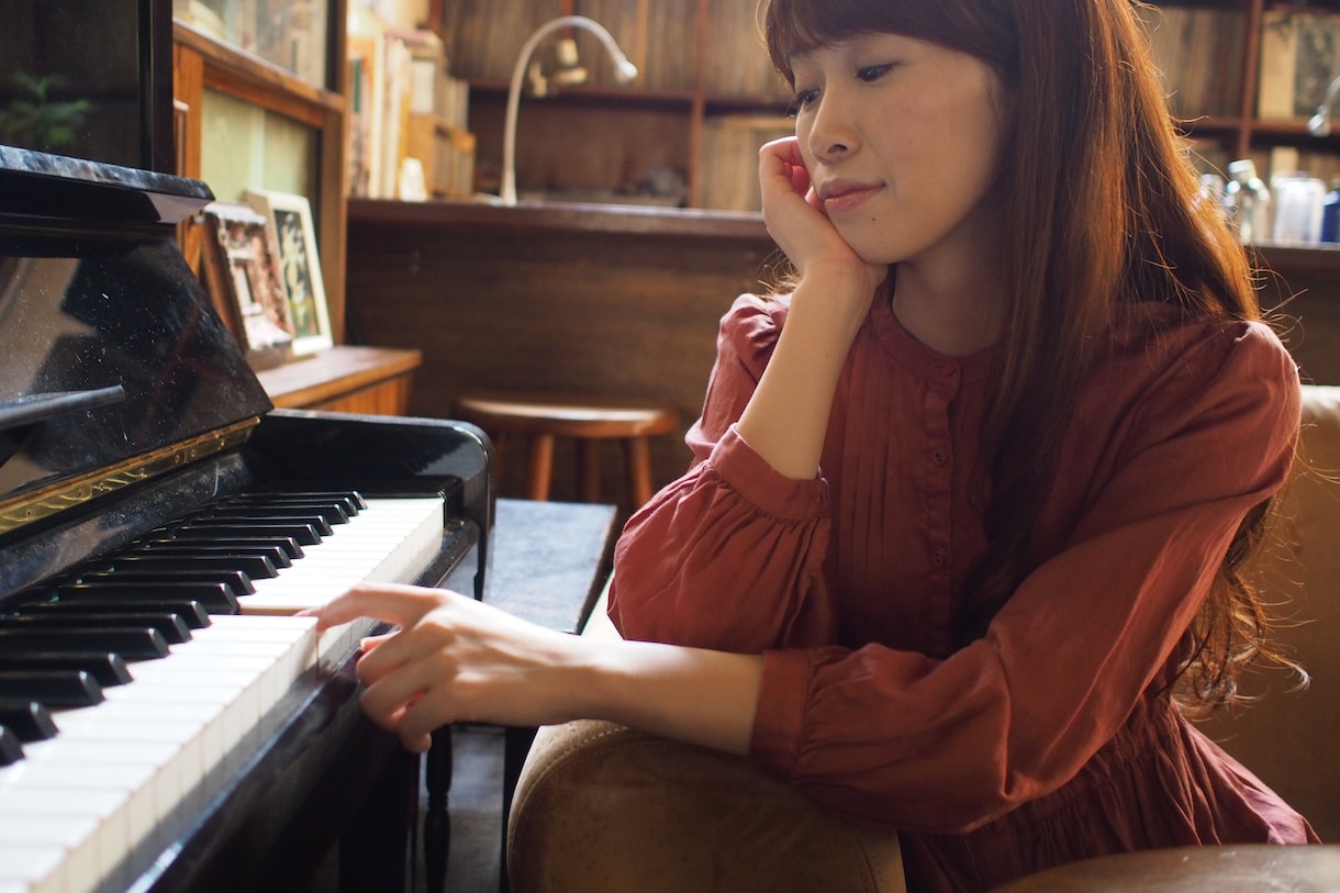 当日納品可！コンペ女性ボーカル仮歌・仮歌詞承ります アイドル・歌もの／声イメージ:さわやか,優しい,かっこいい イメージ1