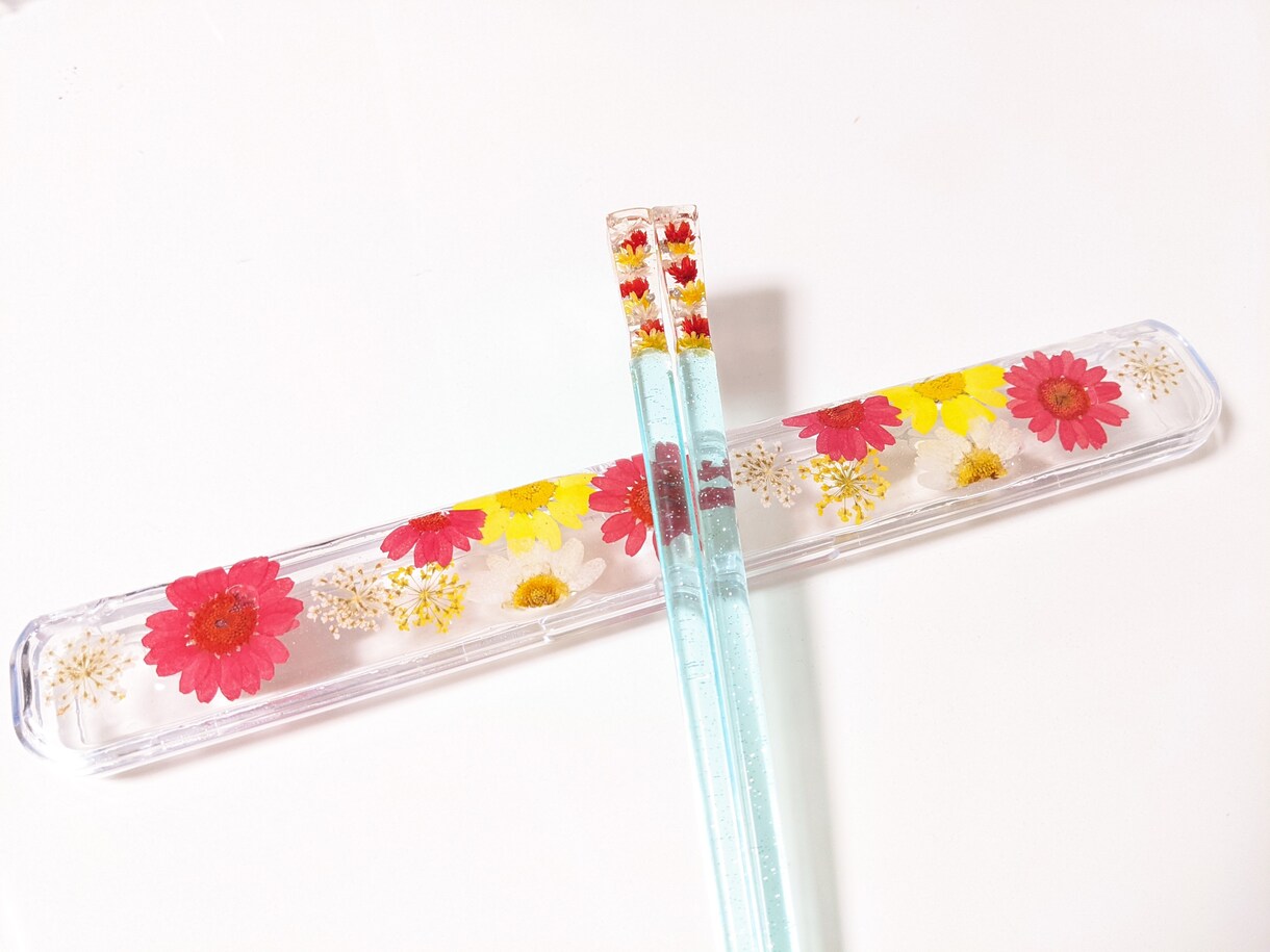 花でお箸（2膳）&お箸ケースのセットをお作りします 日本ハーバリウム協会認定講師が箸&箸ケースをお作り致します。 イメージ4