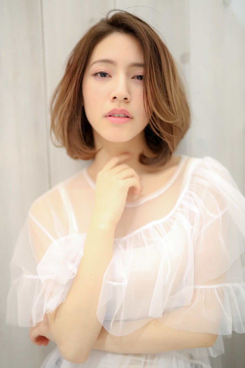 現役美容師が小顔に見せる似合わせをご提案します 似合わせ理論からあなたを小顔に導きます。 イメージ5