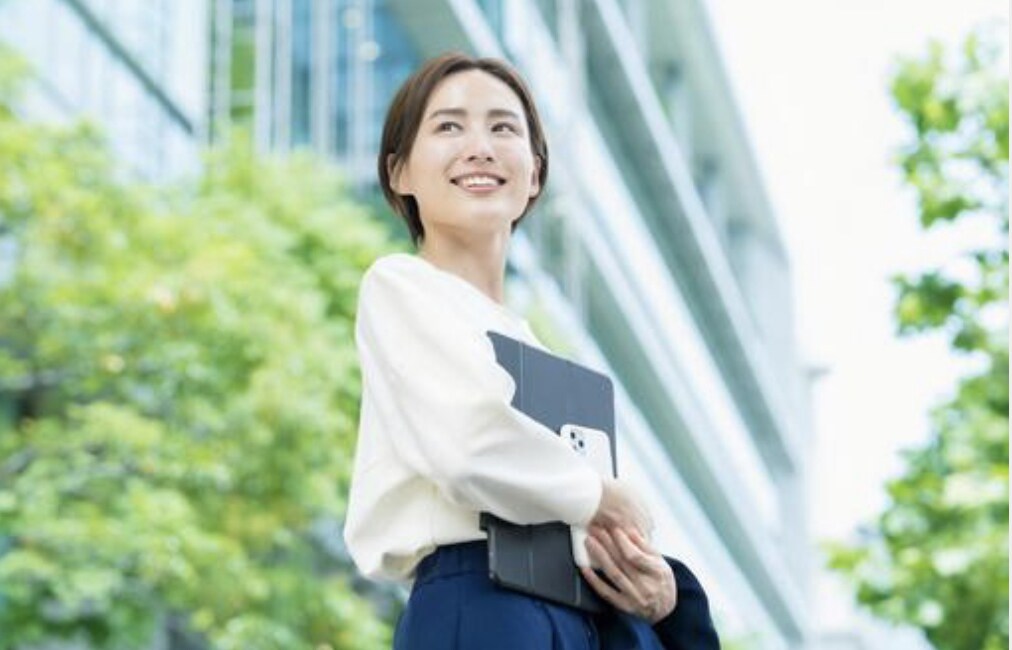 時価総額1兆円規模の上場企業のOBがサポートします 就職&転職について、あなただけに特化したサポートを致します！ イメージ1