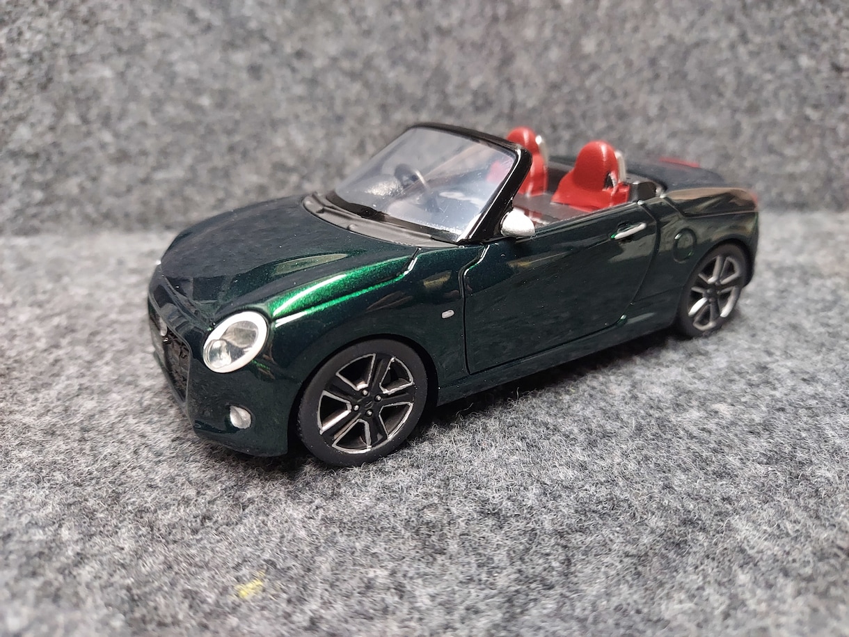 ミニカーのリペイント(お好きな色に塗装)します 20年自動車鈑金塗装をしてきたおじさんのミニカーの塗装です。 イメージ10