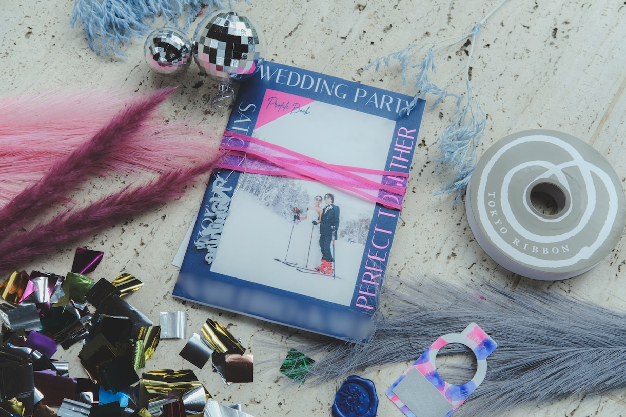 結婚式プロフィールブックを制作します 雑誌のように洗練された、思わずページをめくりたくなる一冊 イメージ1