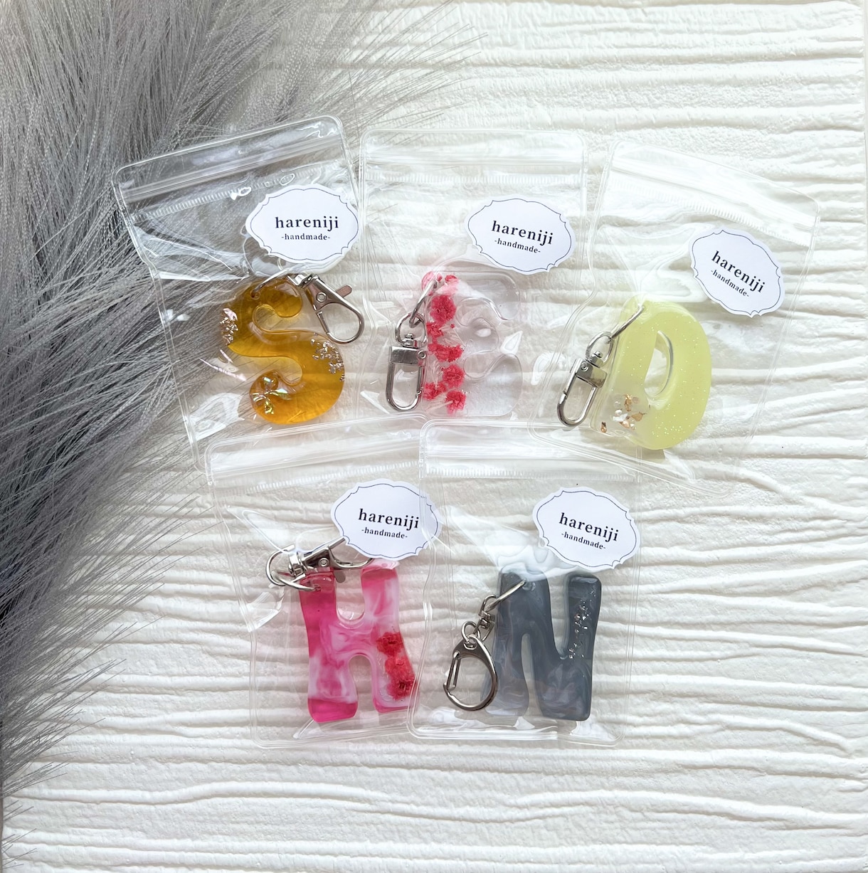 プレゼントに◎イニシャルキーホルダーをお作りします 持ち物のアクセントとして°.バックやポーチ、リュックに◎ イメージ5