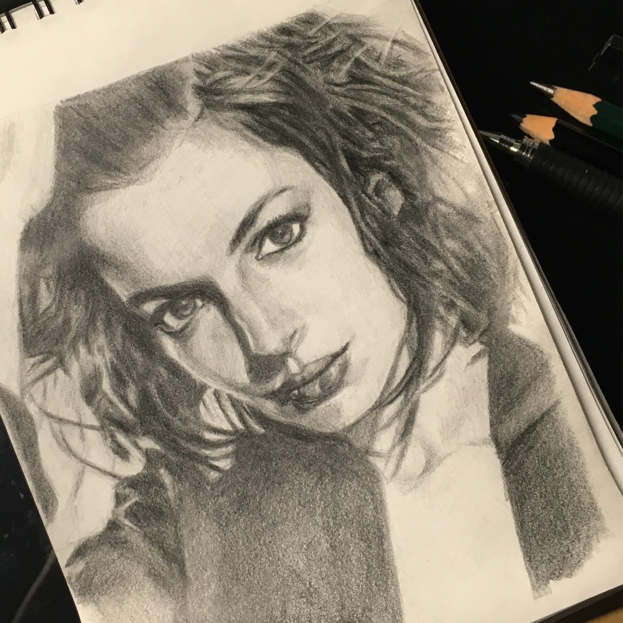 似顔絵描きます リアルで適度なデフォルメ似顔絵描きます イメージ2