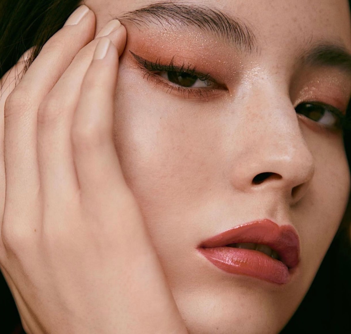 特別な時の華やかお呼ばれメイクレッスンします デート、合コン、結婚式二次会等、普段と違うモテメイク イメージ3