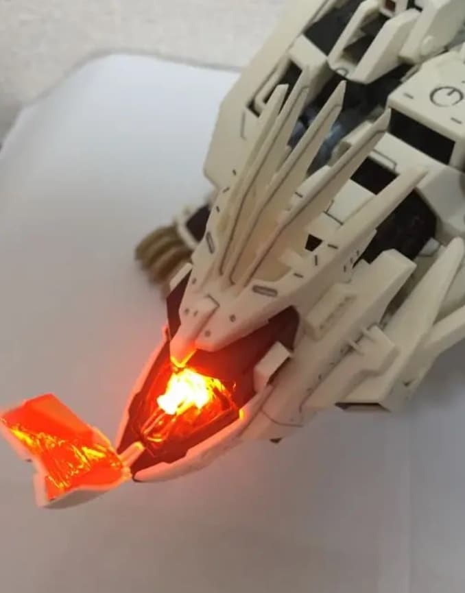 プラモデルに簡易LED電飾を施します ☆あなたの大好きなプラモデルにLED電飾で美しい輝きを☆ イメージ2