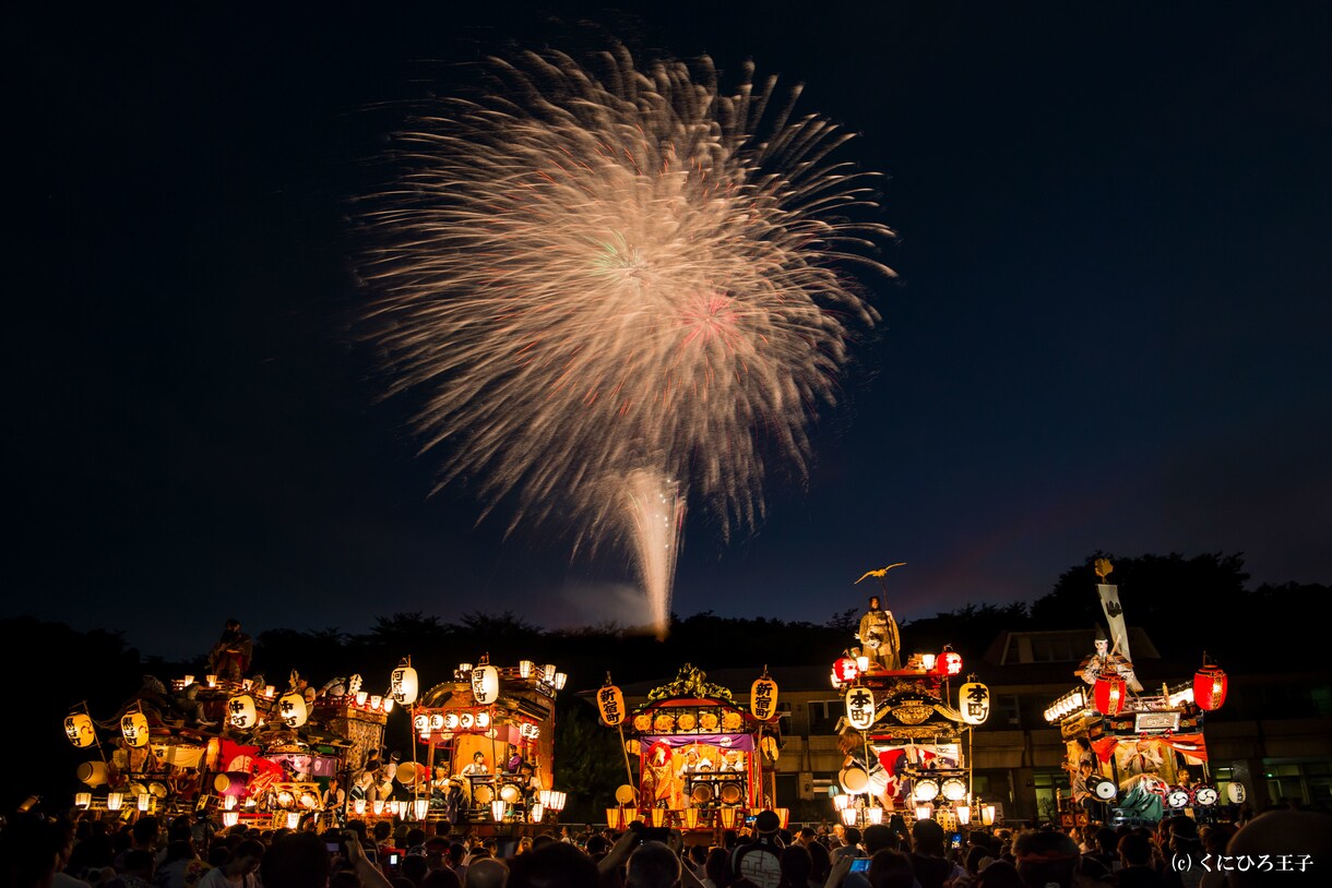 花火写真を提供します 花火だけでなく、夜景や建物等花火プラス風景の写真です。 イメージ8
