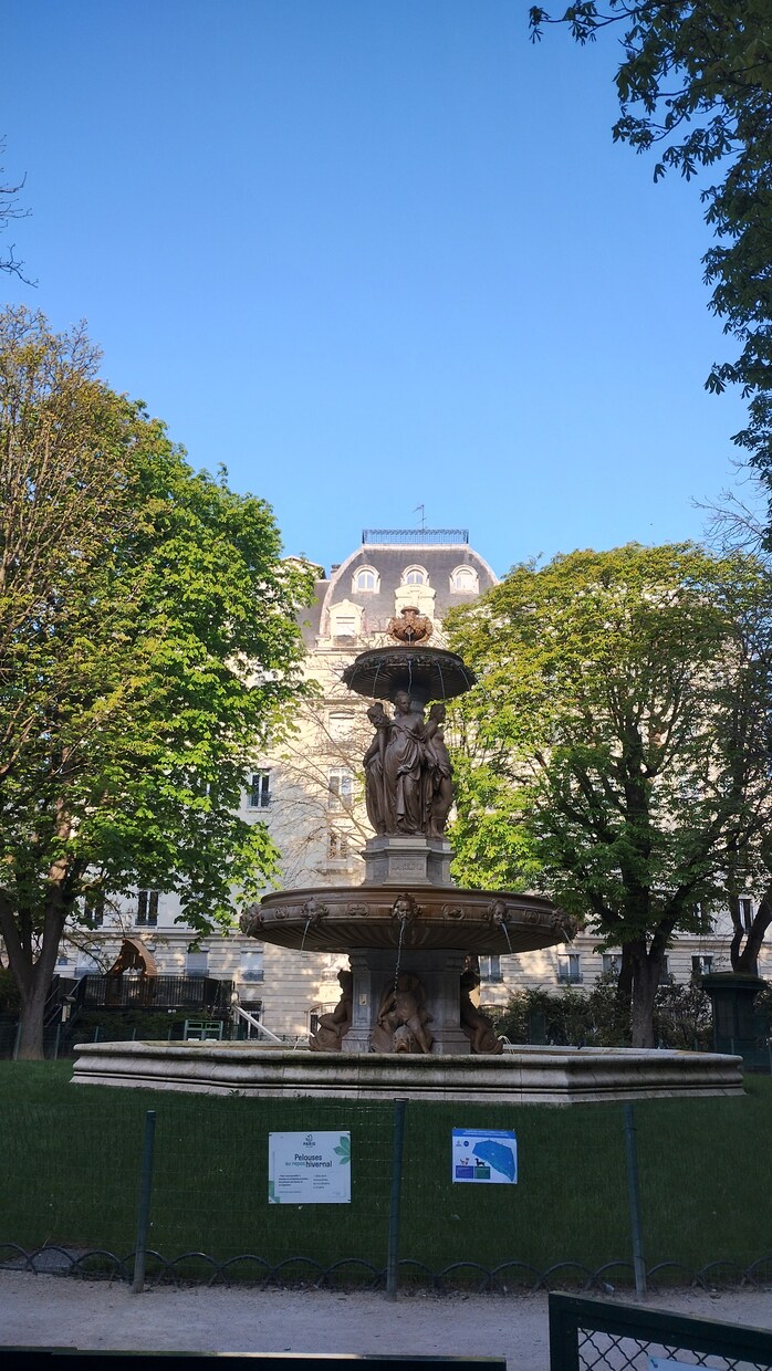 パリ生活・フランス語学習について相談にのります パリ滞在経験での節約方法、フランス語学習についてお話します。 イメージ6