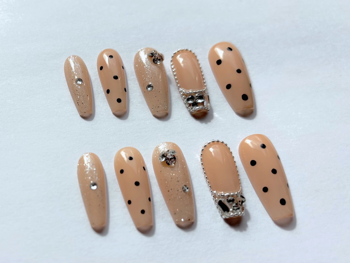 イメージしているネイルチップを作ります 普段使い・特別な日・推し活用のネイルチップ！ イメージ1