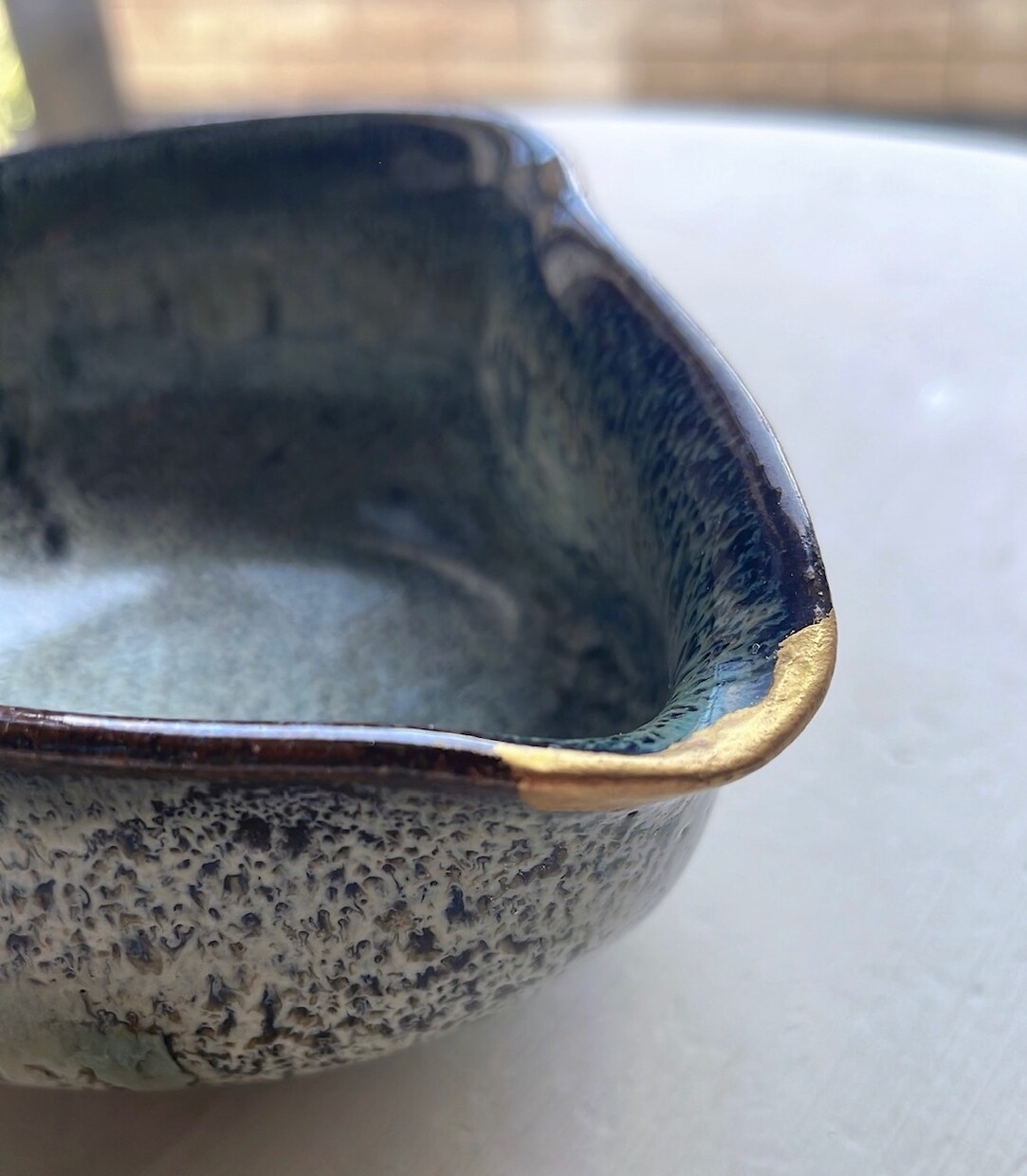 思い出の器を色漆でお直しします ヒビの入ってしまった器を本漆を使用し色漆でお直しします。 イメージ1