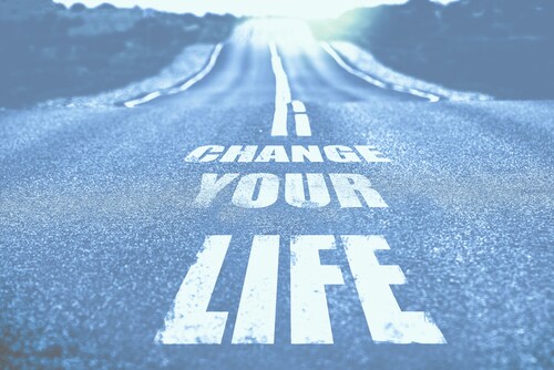あなたの人生を逆転させるためのお手伝いをします 「もう遅い」なんて思わないで！いつからだって人生は変えられる イメージ1