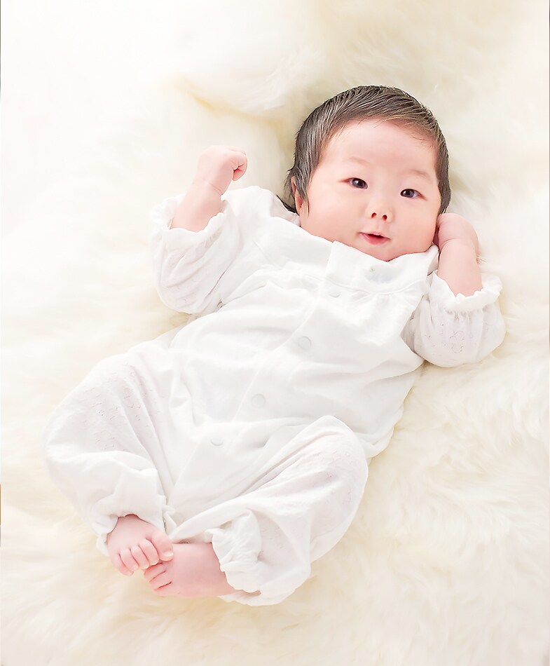 ニューボーンから1歳までの記念写真撮影します 赤ちゃんの写真を可愛く撮ります。 イメージ1