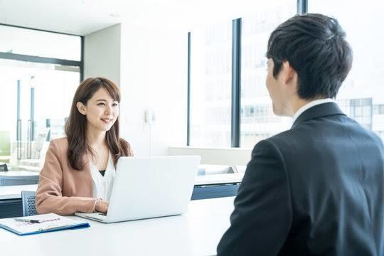 特定企業のリサーチも実施！面接準備ガッツリします 中途採用担当者目線で面接練習&強み引き出しします！ イメージ1