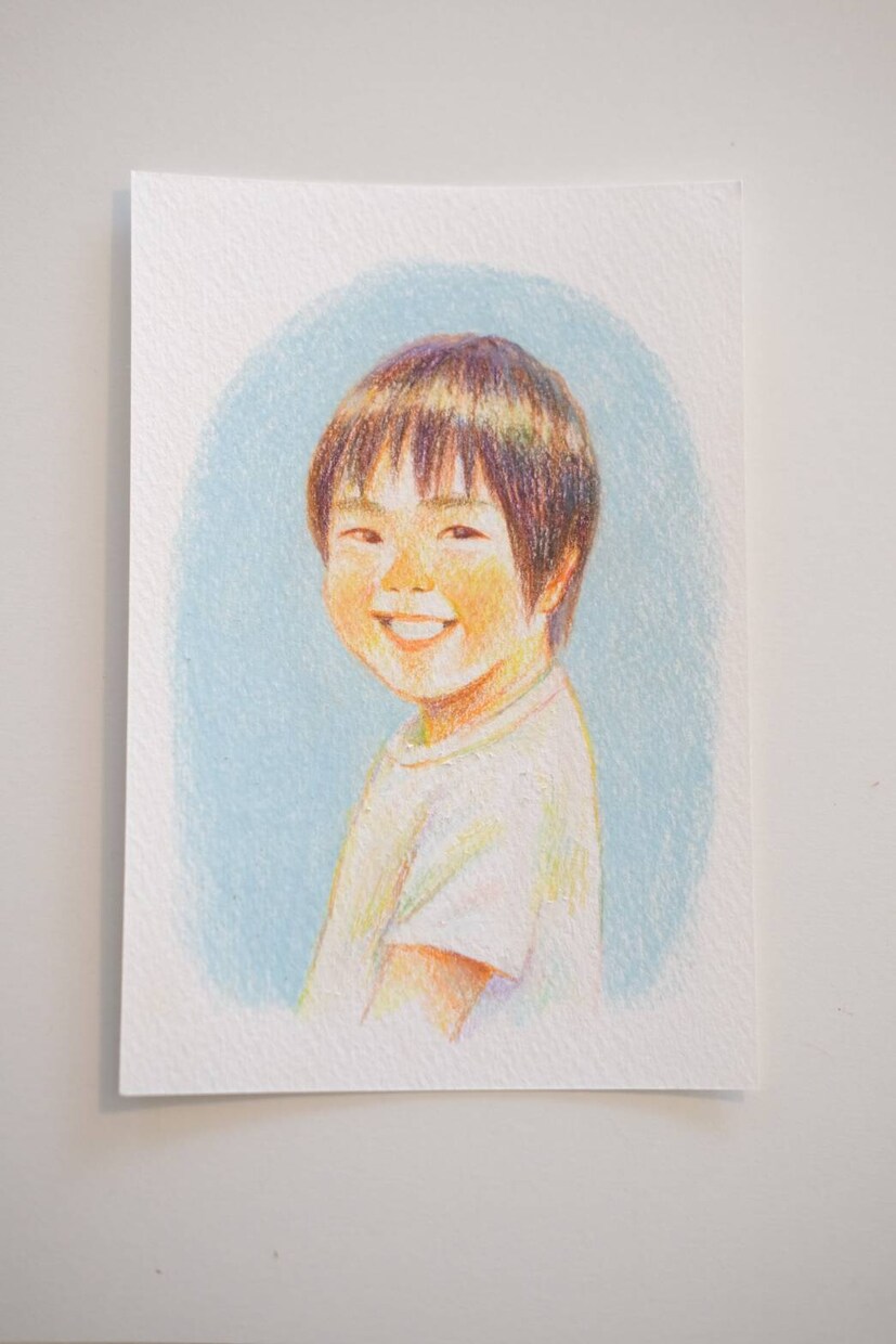 やさしい笑顔のふんわり似顔絵描きます 見るだけで癒される♡色鉛筆とパステルで描くほっこり似顔絵 イメージ8