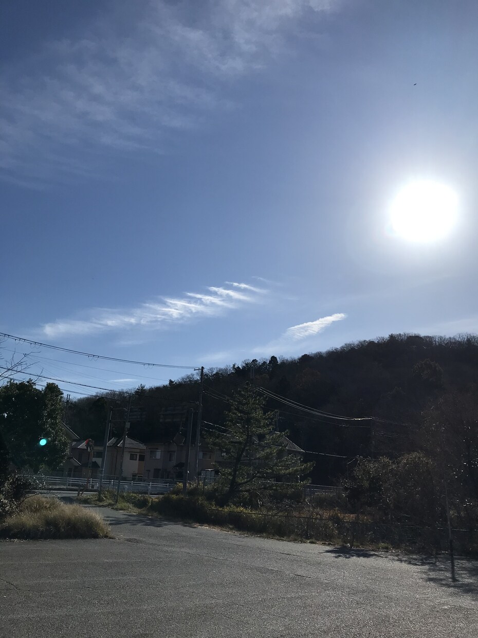 人とつい比較してしまう思考変えます 相談しながらあなたの唯一無二大切な魅力をお伝えします。 イメージ2