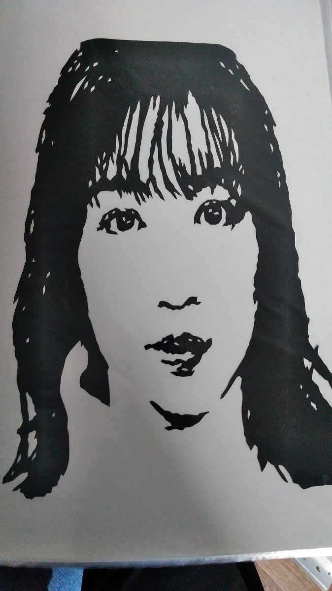 インテリア好きの方には必見ですます 切り絵で部屋を明るくしていきます。 イメージ5