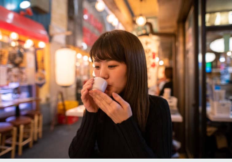 関西弁の飲み仲間♬さし飲みしながらお話します 何となく話したい✨酔った時のいい気分のまま⭐︎お話しましょう イメージ6