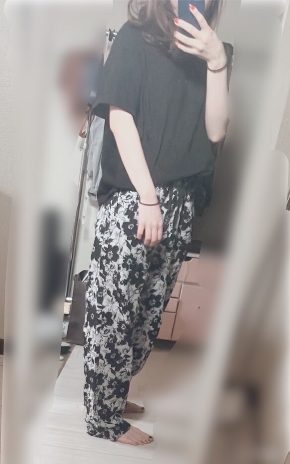 服の選び方や合わせ方、一緒に考えます おしゃべりしながら、ぴったりの1着を見つけましょう☺︎ イメージ7