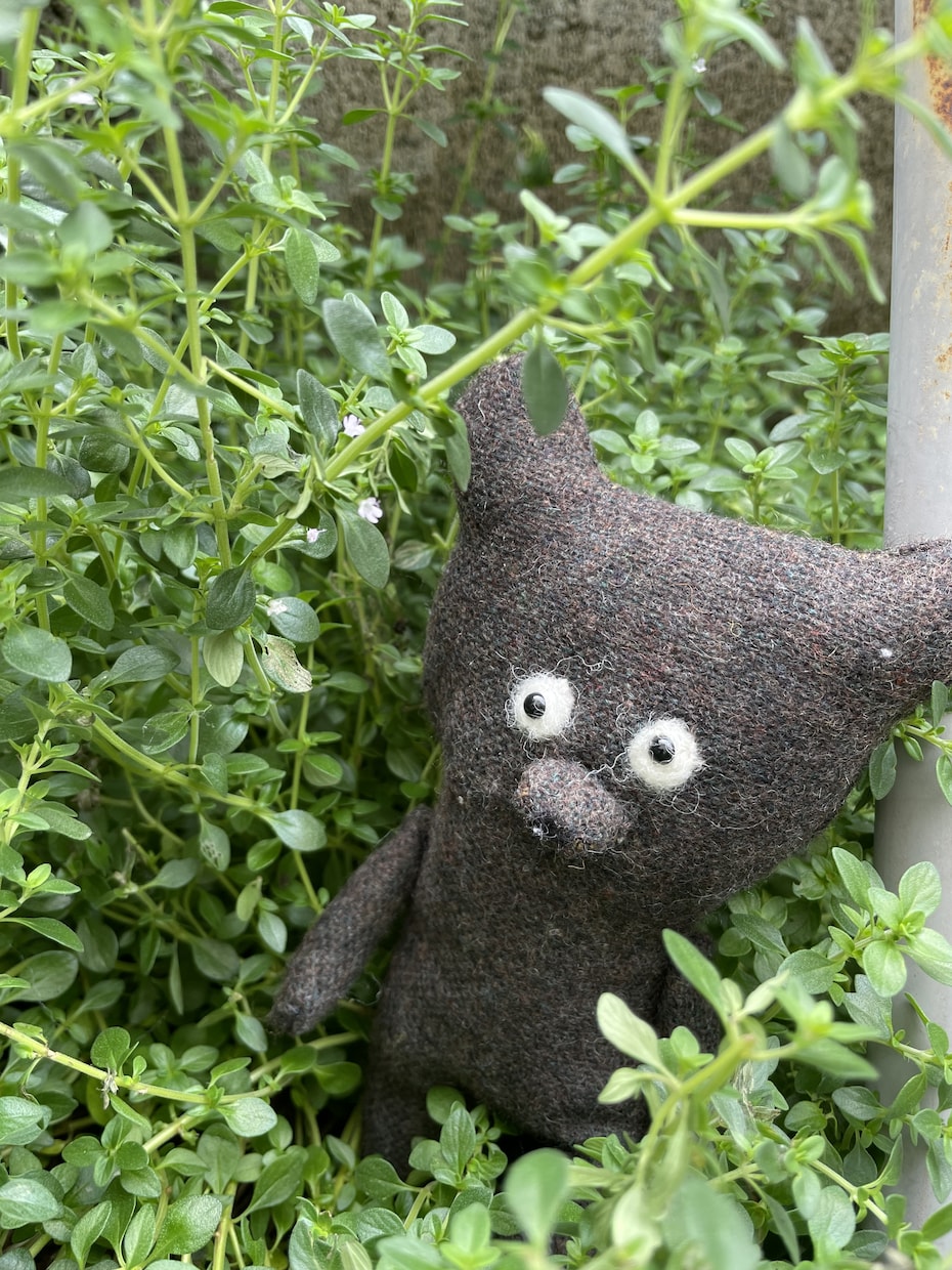オリジナルキャラクターをぬいぐるみにします 世界にひとつだけのぬいぐるみをハンドメイドで作成します。 イメージ1