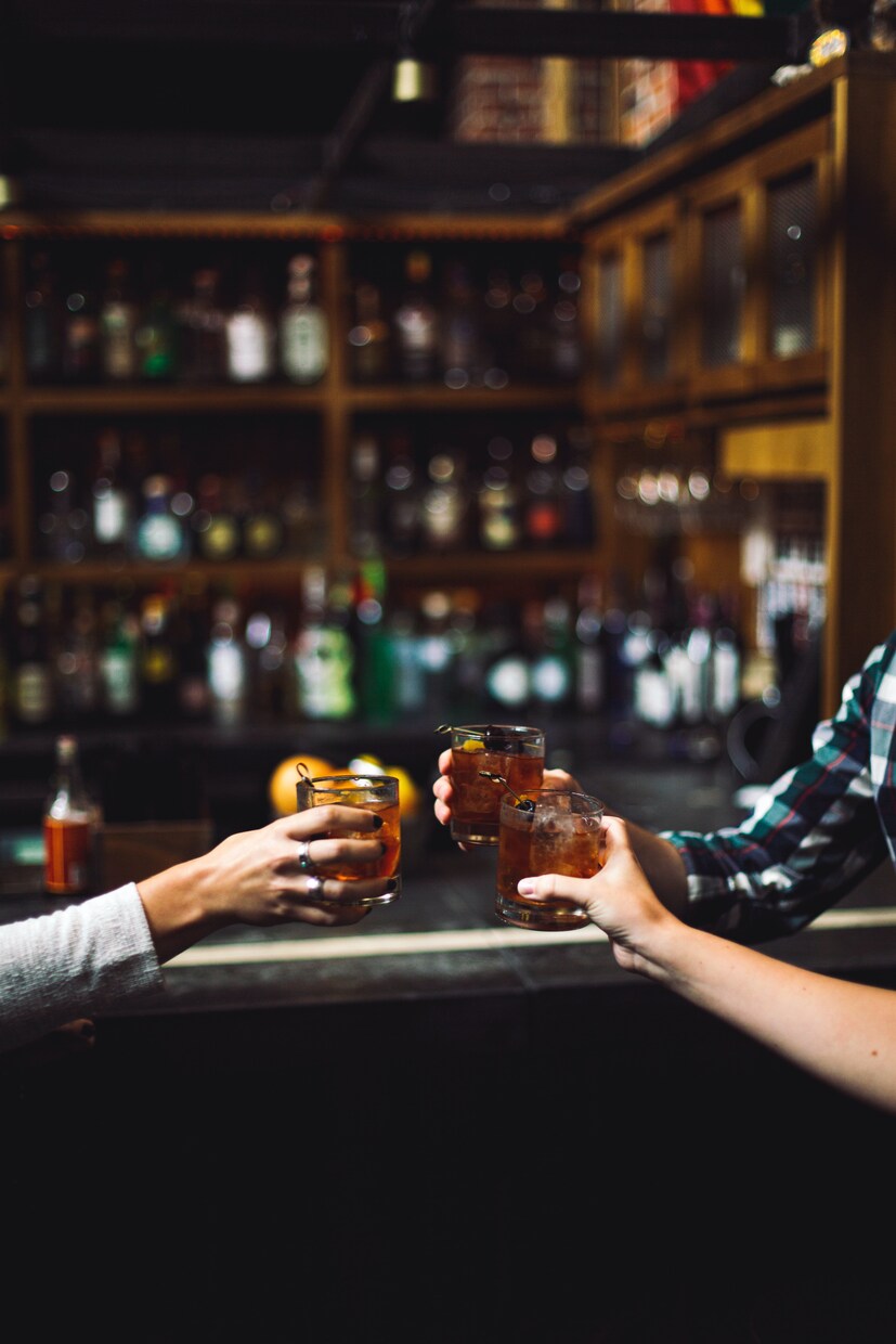 柔らかい関西弁で、飲み会で疲れない方法を教えます 静かに飲みたい人必見！ほどよい距離で飲む方法を教えます。 イメージ5