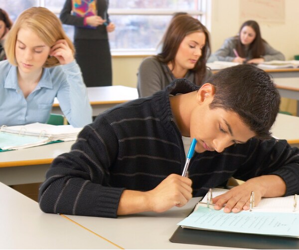 試験勉強‼️進まない⚠️CAが翼をMAX✨授けます ✏️やるしかない環境！CAの一問一答✨で合格の上昇気流✈️✨ イメージ2