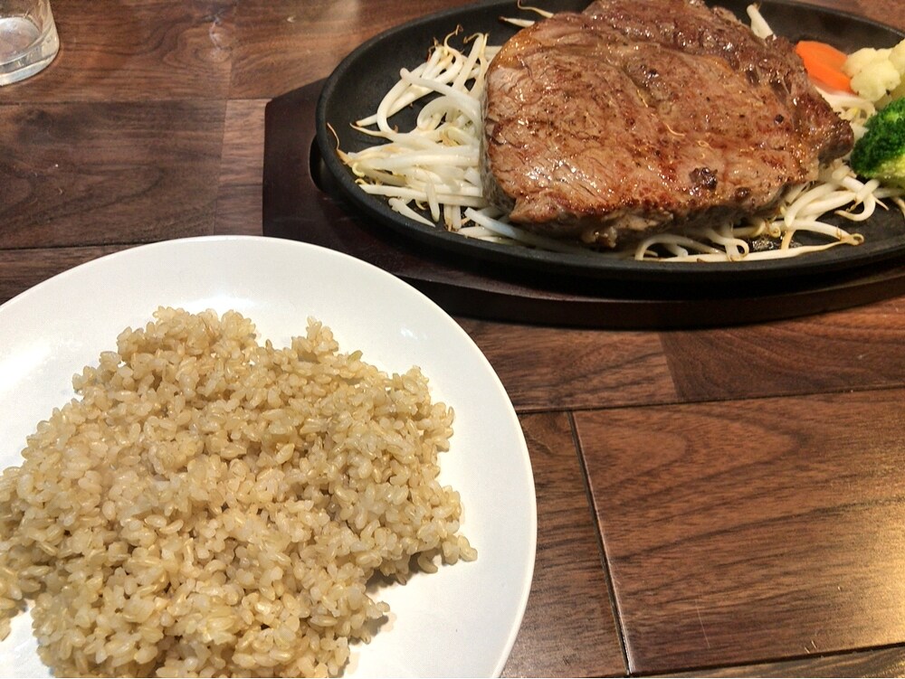 現役NO.1トレーナーが直々に食事を見ます ずっと使えるあなたの生活に合った食事法をマスターしよう！ イメージ2