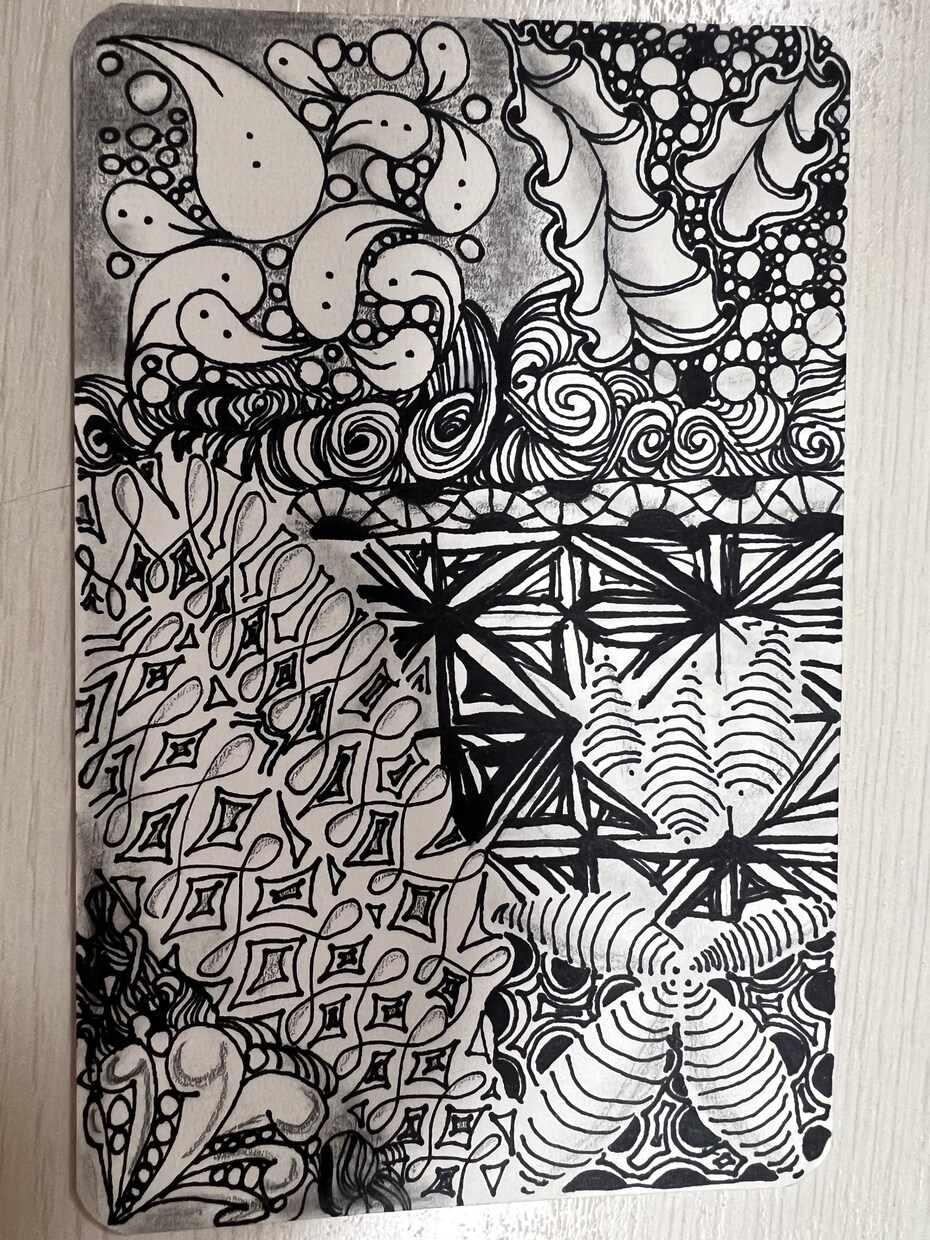ゼンタングルで描きます 唯一無二の作品です。ごらんください！ イメージ4