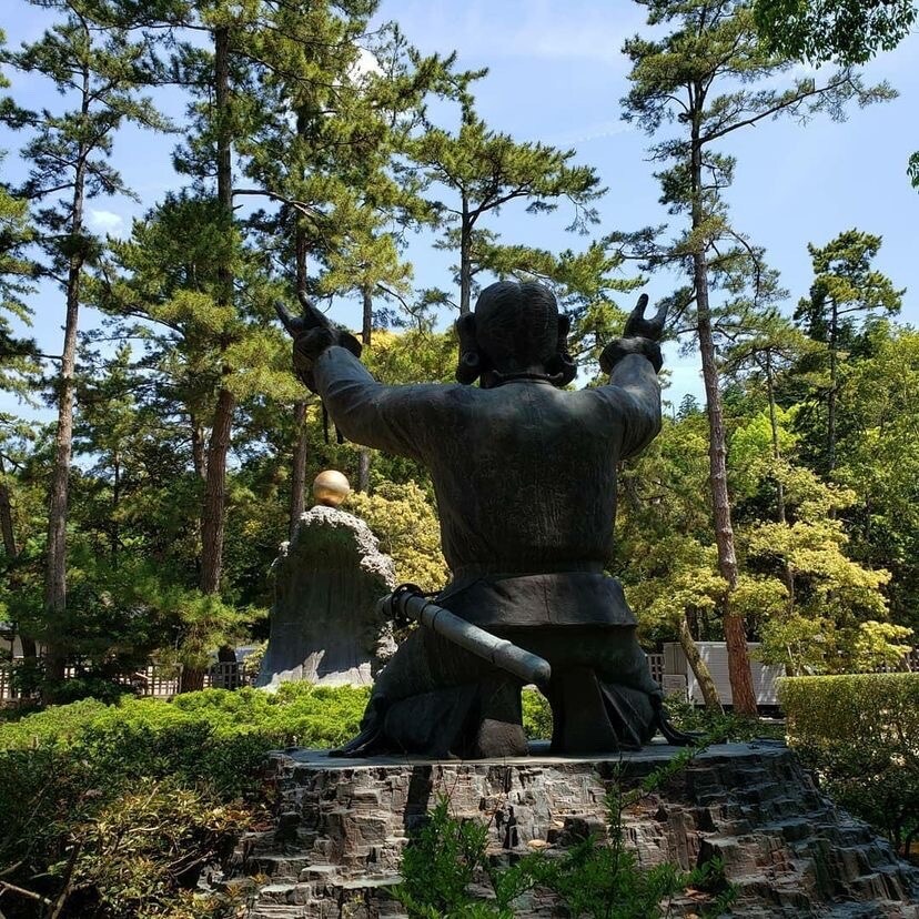 霊感霊視にて占います 苦しい胸の内をお話しください。解決へと導き寄り添います イメージ1