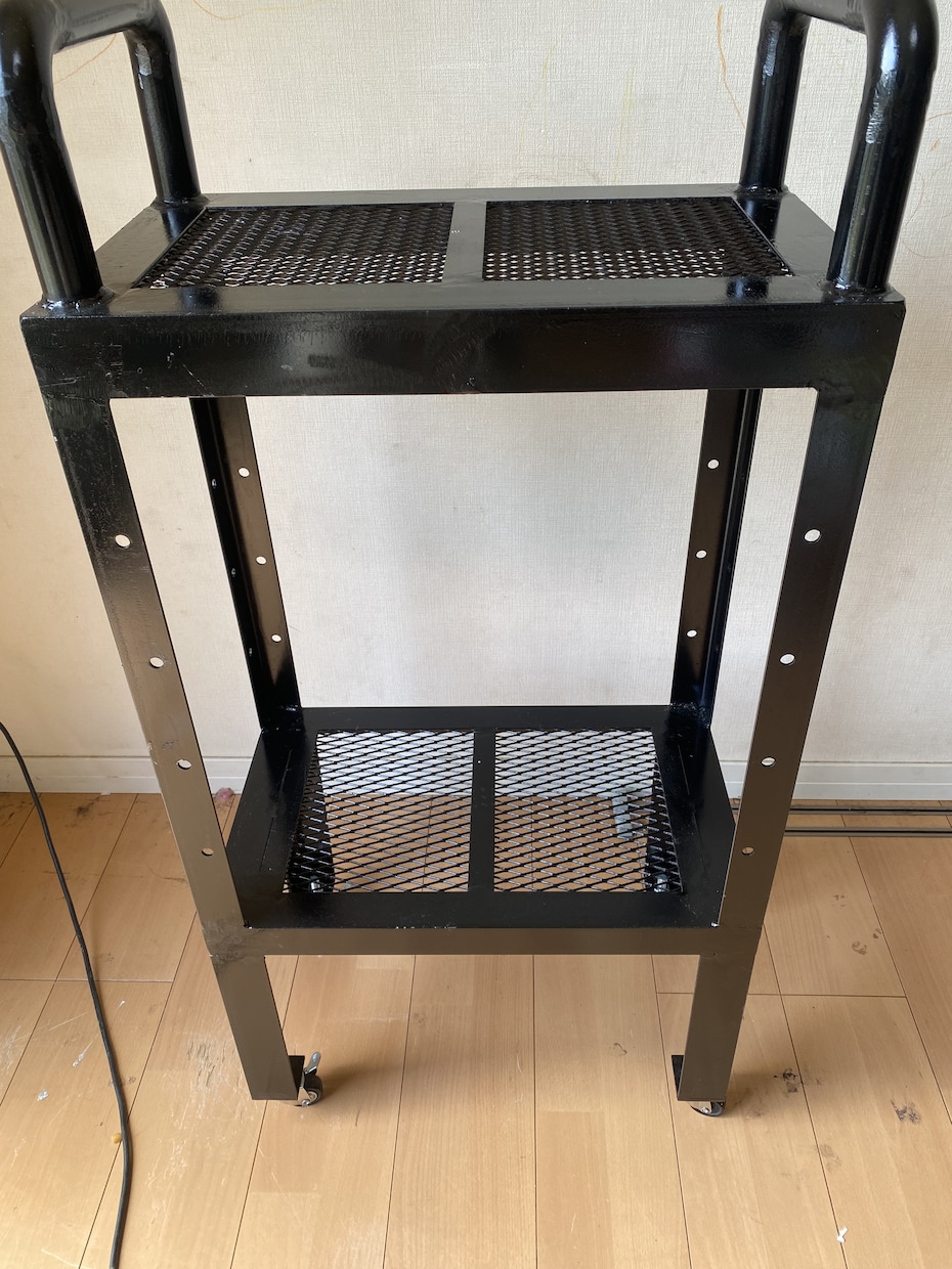 鋼材や木材を使って収納棚やお子さんの遊具を作ります 鋼材や木材を使って家具や便利なものを作るのが得意です イメージ2