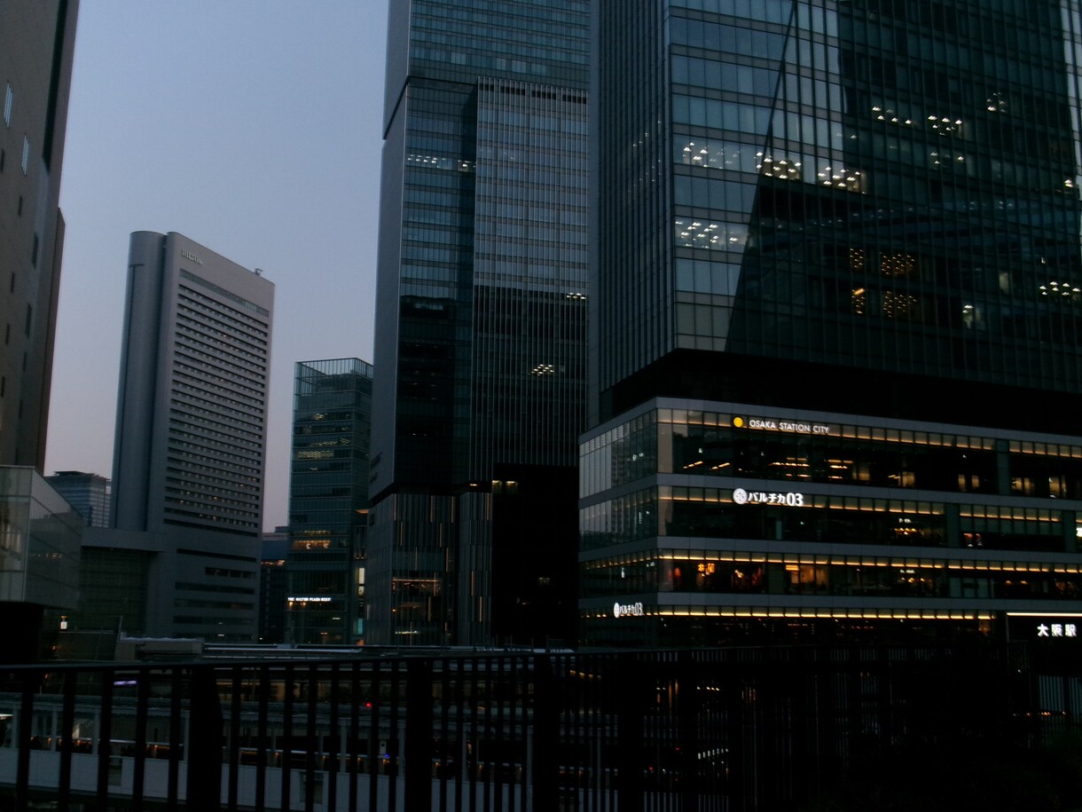 SNSやブログで使える雰囲気のいい写真を提供します カフェ・風景写真素材の“雰囲気のいい写真”をお届けします！ イメージ4