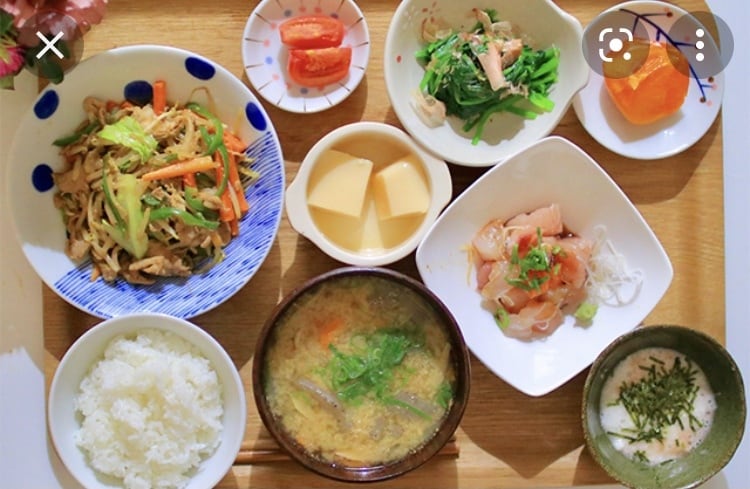 あなたのご家庭の夕飯考えます 塩分など計算しながら栄養かつ美味しい献立をお伝えします。 イメージ2