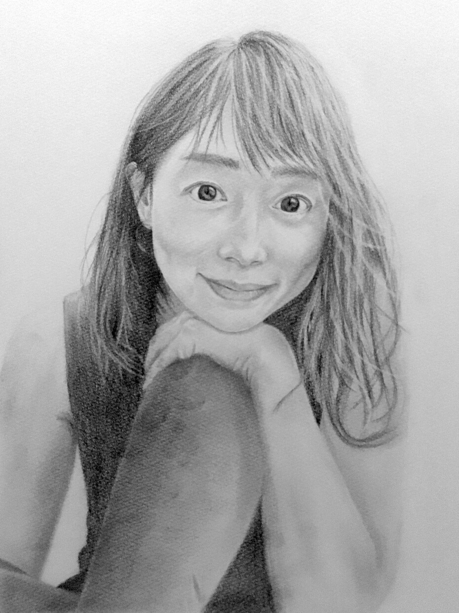 丁寧にじっくりと鉛筆画で制作いたします 似顔絵、家族、ペットとの記念の絵に！ イメージ3