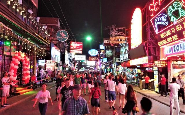 タイ旅行（パタヤ）の遊び情報提供致します 4年連続パタヤに行っている若者視点の情報お伝えします。 イメージ2