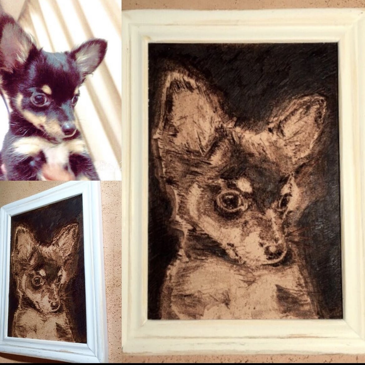 革に電熱ペンで犬の似顔絵(リアル画)描きます 牛革に電熱ペンで焼きつけながらセピアの陰影で絵を描きます。 イメージ4