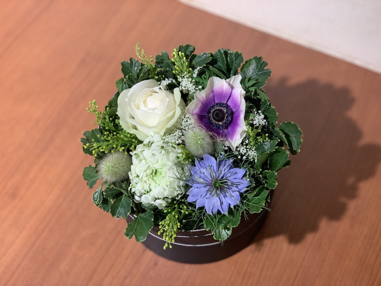 お花のお仕事承ります ギフトは勿論、生活に寄り添った花の楽しみ方を伝授致します。 イメージ3