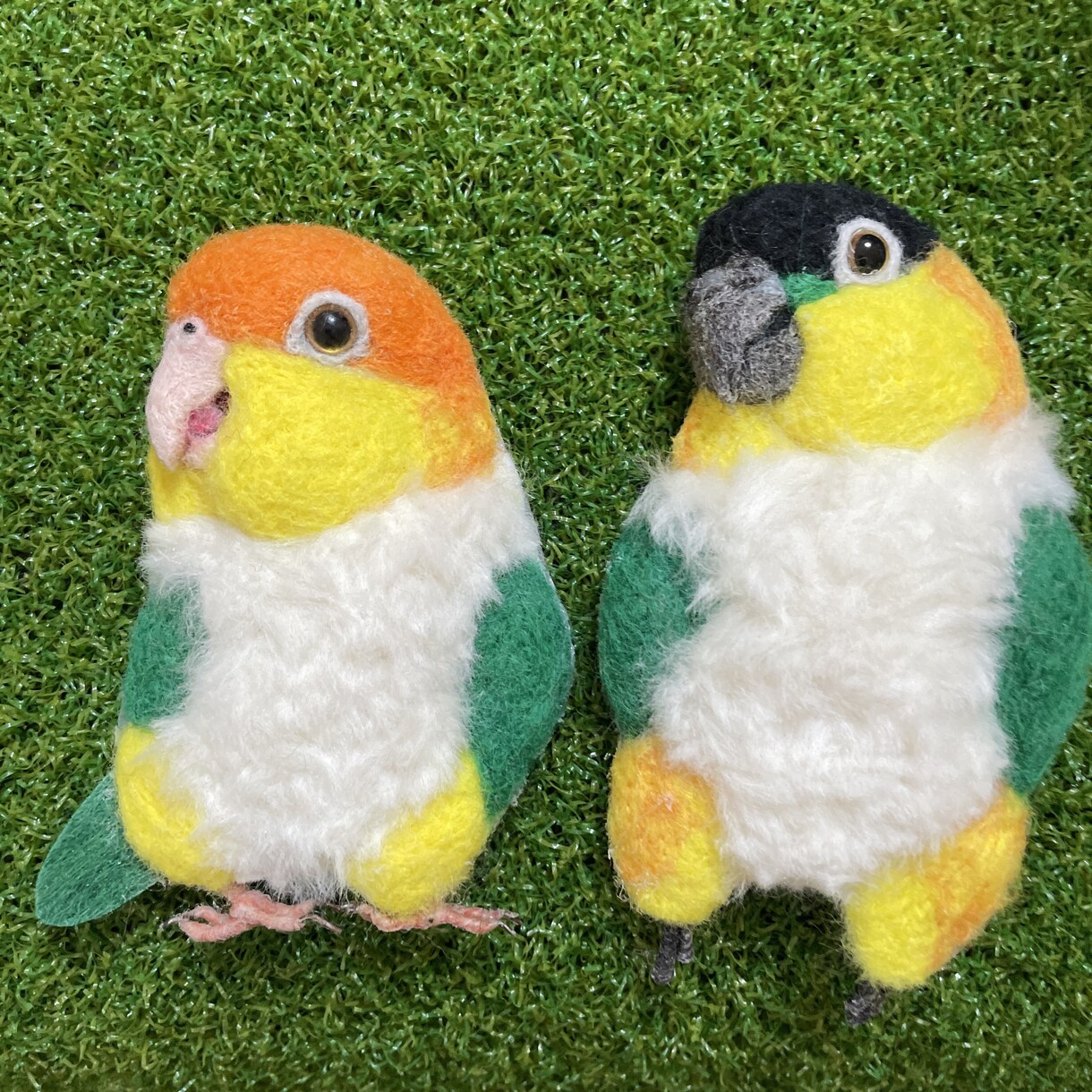 羊毛フェルト大きめオウムブローチオーダー作製します 大きめでインパクト＆高級感迫力があり、リアルで可愛いです イメージ1