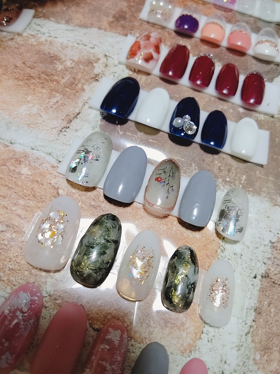 世界に一つだけのネイルチップをお作りします ネイルサロン勤務経験ありです♡ イメージ4
