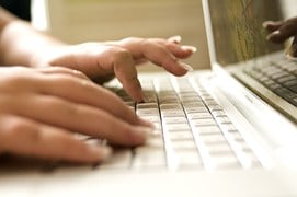 400文字の文章作成サービスです。一日4時間～6時間。ほぼ毎日作業できます。 イメージ2