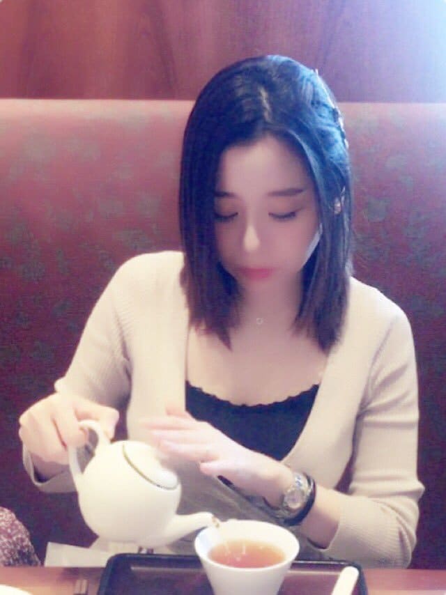 写真素材モデル、受賞歴あり。パーツ写真売ります ブログTOP写真、彼女となう♡などの女性の写真 イメージ2
