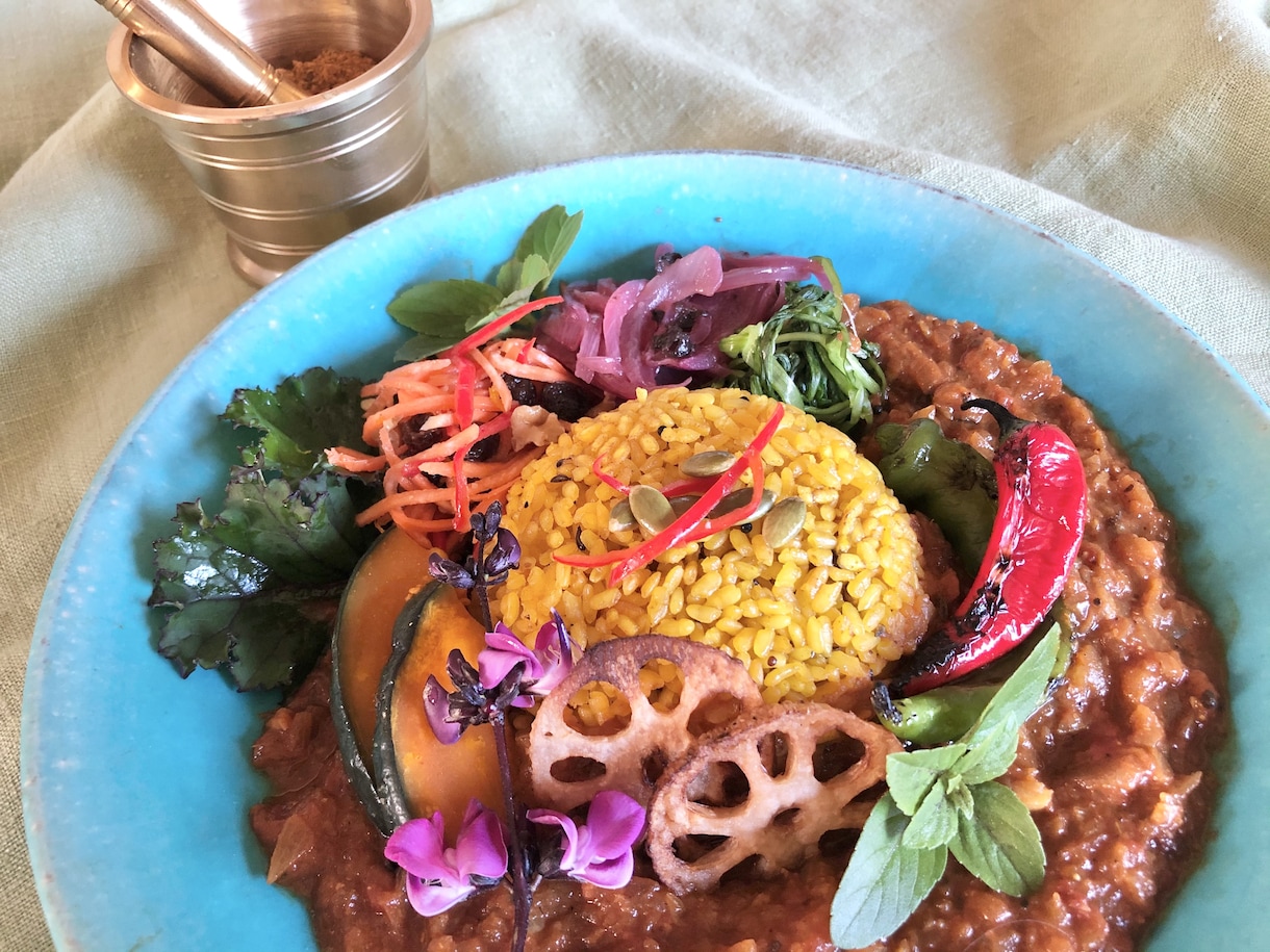 体にもよいスパイスだけで作るカレーのレシピあります 食材に合わせたスパイス選び。市販のルーや小麦粉不使用。 イメージ2