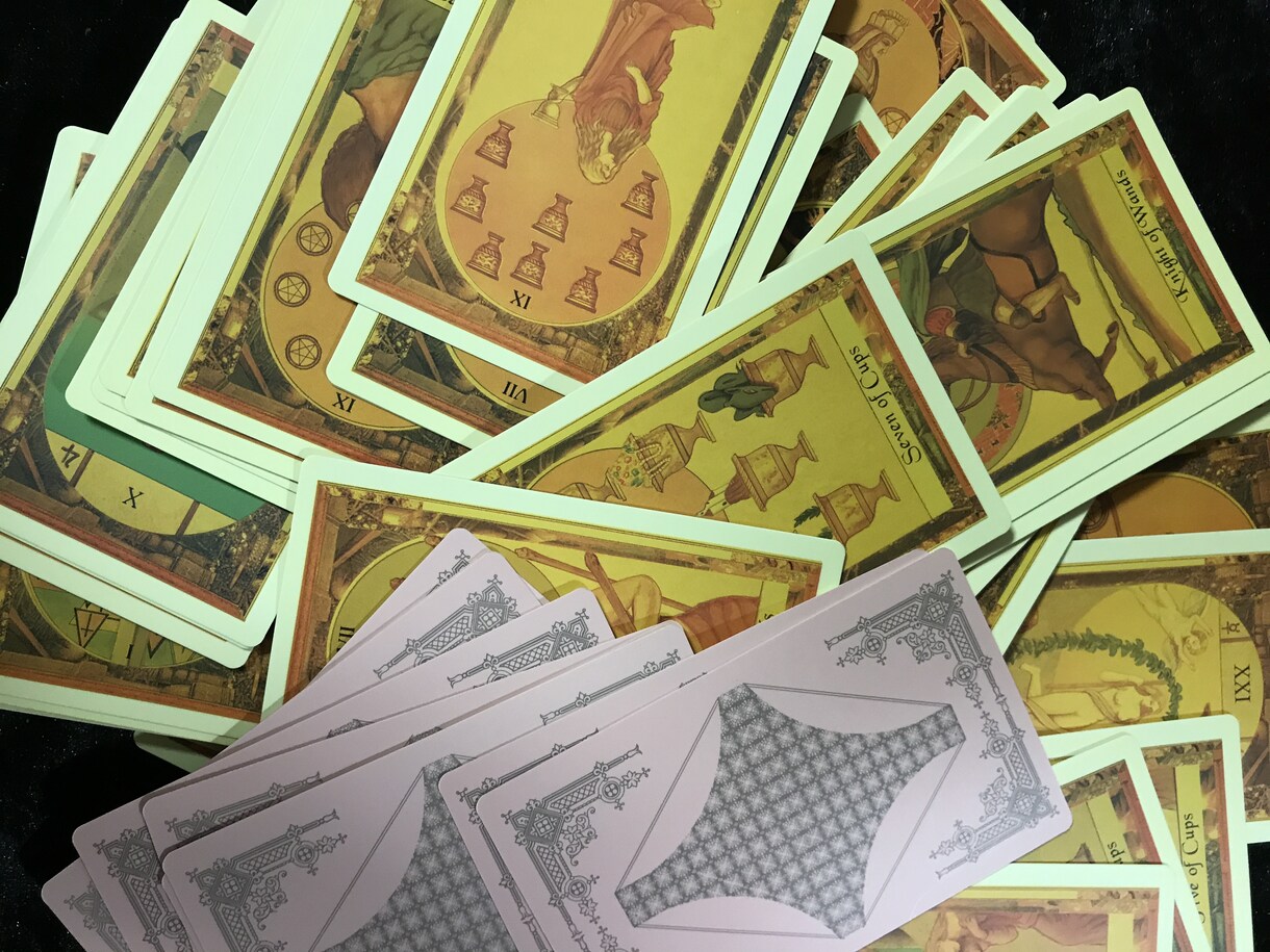 占い出品者様限定★お仕事のお悩みを一緒に考えまます 同業者だからわかる！　ひとりで傷付かずに打ち明けてください！ イメージ1
