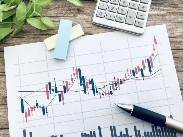 Fx のスワップポイントの儲け方を解説します Fx ではスワップポイントという金利差の調整があります イメージ1