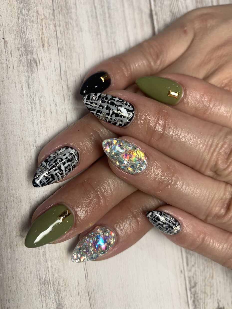 ネイルやヘアメイクでお悩みの方助けます 似合うスタイルが分からない方ご相談ください！ イメージ1