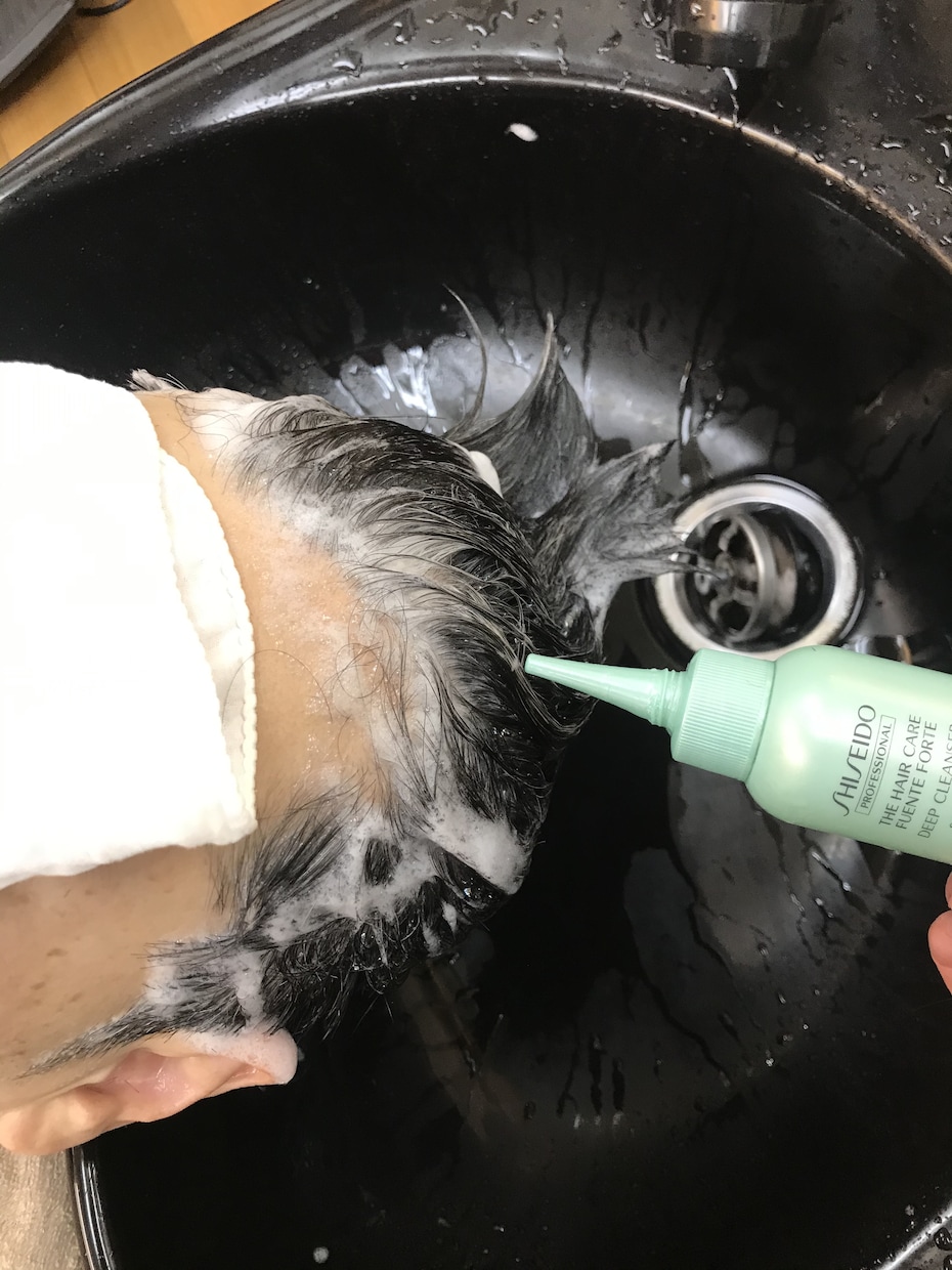 頭皮のニオイをさっぱり治します 洗ってもベタベタ、におう、、アブラ多めの頭皮さん集まれ❗️ イメージ1